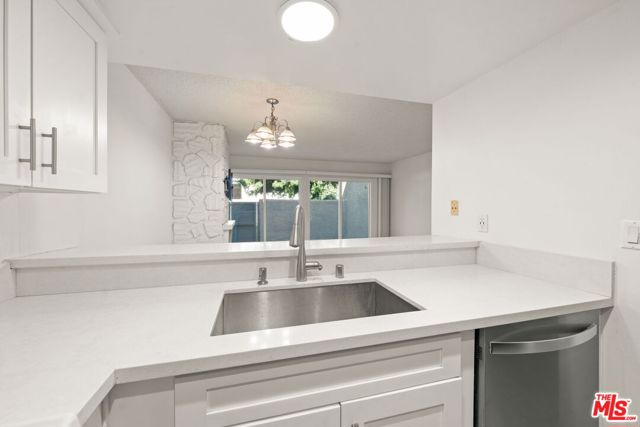 1718 Puente Avenue, Baldwin Park CA: https://media.crmls.org/mediaz/aa4531d7-e148-4062-bd09-c2553fa30497.jpg