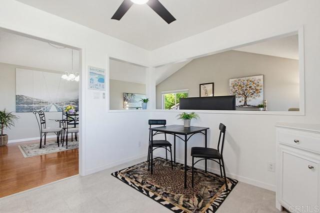 Detail Gallery Image 17 of 46 For 17347 Plaza Maria, San Diego,  CA 92128 - 2 Beds | 2 Baths