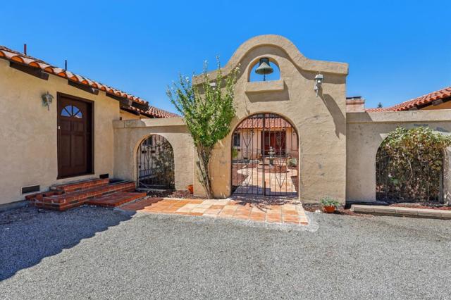 16420 Soda Springs Road, Los Gatos CA: https://media.crmls.org/mediaz/aa462c2d-fdab-4b79-9b04-98a14985cb26.jpg