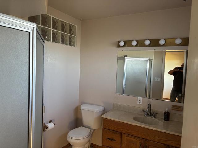 Detail Gallery Image 8 of 12 For 10050 Cristobal Dr, Spring Valley,  CA 91977 - 5 Beds | 2 Baths