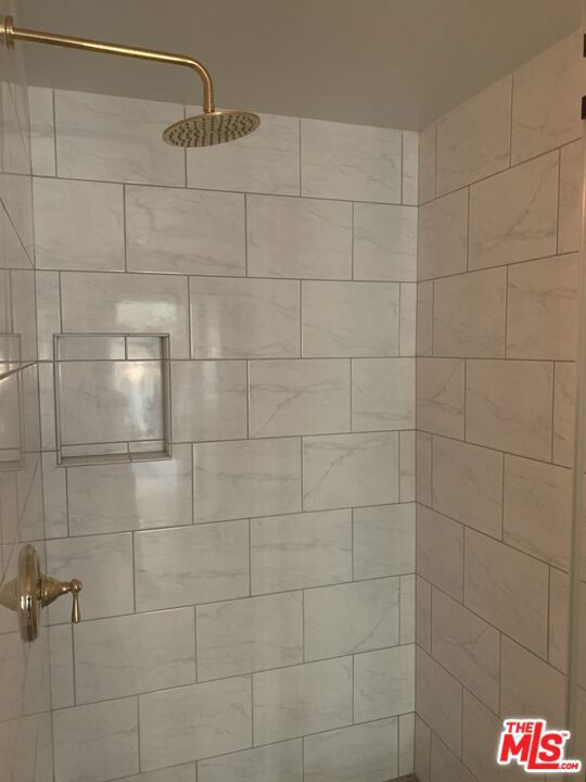 7133 Birdview Avenue photo 7
