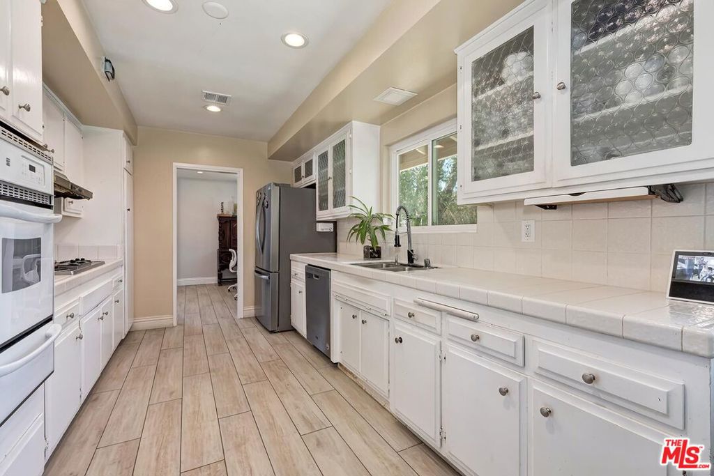 MLS #26840661 image #16