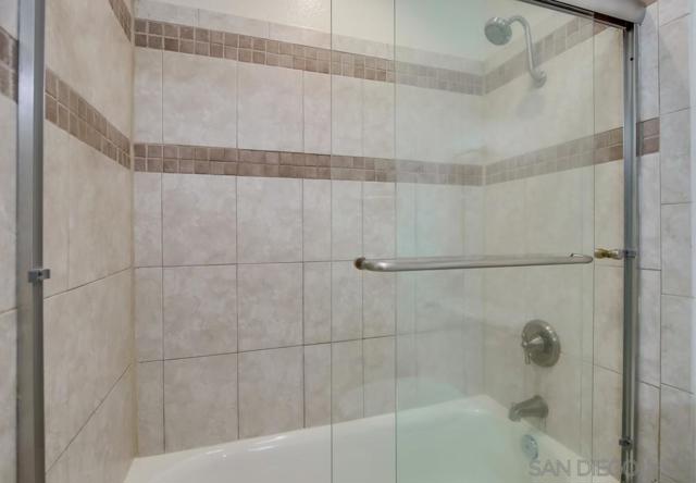 5370 La Jolla Blvd., La Jolla CA: https://media.crmls.org/mediaz/aa482652-4d28-4474-8226-5acaf2cd4893.jpg