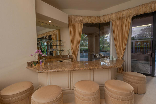 38111 Tandika N Trail, Palm Desert CA: https://media.crmls.org/mediaz/aa48db7f-fa80-43f3-b725-668c81f721ca.jpg