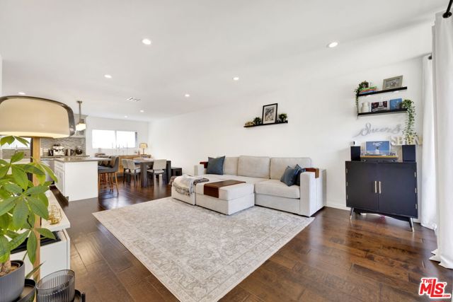 5215 Sepulveda Boulevard, 2C photo 4