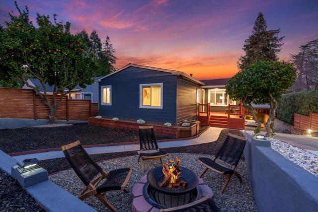 8124 Greenly Drive, Oakland CA: https://media.crmls.org/mediaz/aa4a7681-eed7-4797-9de4-8eea221bf755.jpg