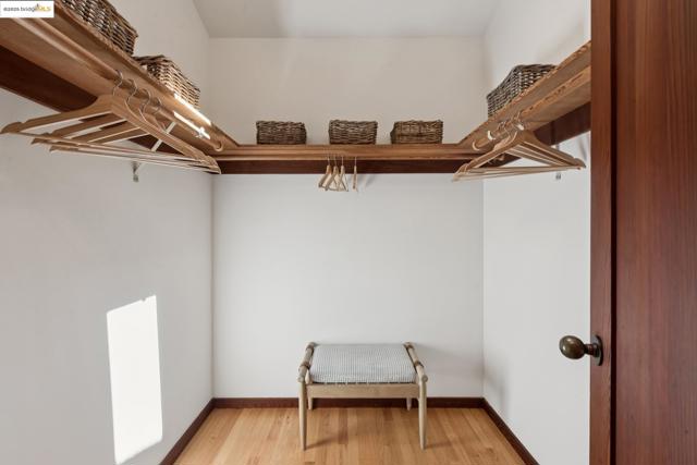 737 Woodhaven Rd, Berkeley CA: https://media.crmls.org/mediaz/aa4a9672-50b0-422c-a41c-df8eb425c44b.jpg