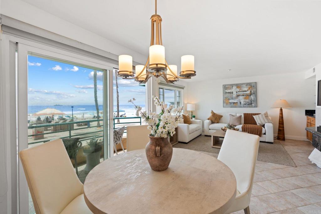 400 The Strand - photo 11