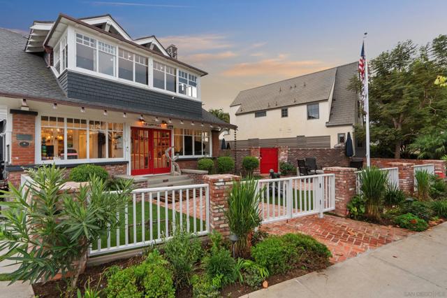 1027 G Ave, Coronado CA: https://media.crmls.org/mediaz/aa4c96a9-aafa-4046-a394-8811e78c352b.jpg