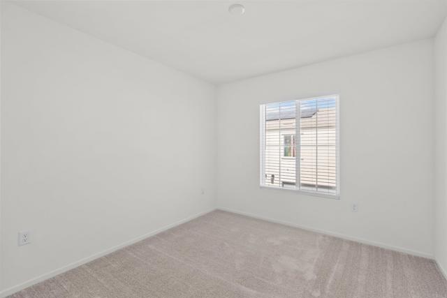 355 CITRINE TRAIL, Fallbrook CA: https://media.crmls.org/mediaz/aa4cb5d7-14fb-464b-a40c-90248580748c.jpg