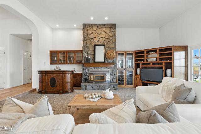 38470 Ave De La Bandolero, Temecula CA: https://media.crmls.org/mediaz/aa4cbb2c-6e65-4300-820b-481fdd4f553b.jpg
