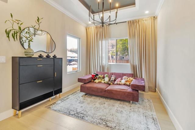209 Race Street, San Jose CA: https://media.crmls.org/mediaz/aa4dc47e-0da5-4d98-8aaf-248ec9625156.jpg