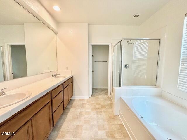 Detail Gallery Image 11 of 30 For 722 Nile River Dr, Oxnard,  CA 93036 - 4 Beds | 3/1 Baths