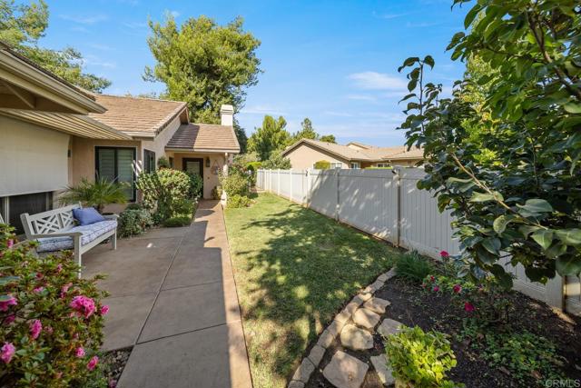 Detail Gallery Image 5 of 39 For 4320 Los Padres Dr, Fallbrook,  CA 92028 - 2 Beds | 2 Baths