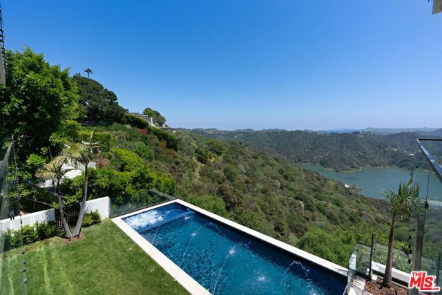 2180 Stradella Road, Los Angeles CA: https://media.crmls.org/mediaz/aa4f3fcd-83b6-46a9-9f8e-746553c3ac2f.jpg