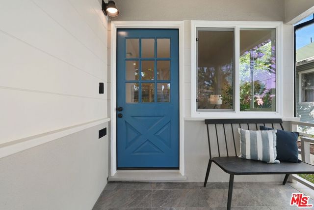 4113 Lincoln Avenue, Culver City CA: https://media.crmls.org/mediaz/aa4f9399-6c64-4eaf-b794-e0b5cffb16a0.jpg