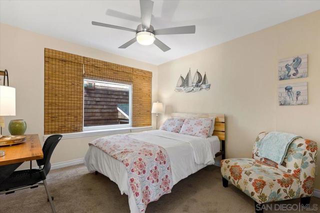 8040 Girard Ave, La Jolla CA: https://media.crmls.org/mediaz/aa4fb96e-2921-4fcd-b707-18a4ebcff945.jpg