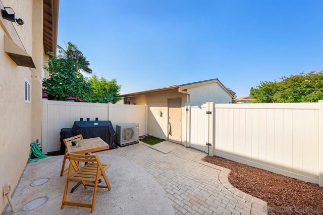5800 Lake Murray Blvd, La Mesa CA: https://media.crmls.org/mediaz/aa4fd766-4cb3-450f-8cc6-b8e252649ae1.jpg
