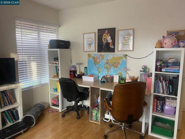 2081 Olivera Rd, Concord CA: https://media.crmls.org/mediaz/aa522624-e48e-4551-96d6-6c41b2f9f93b.jpg