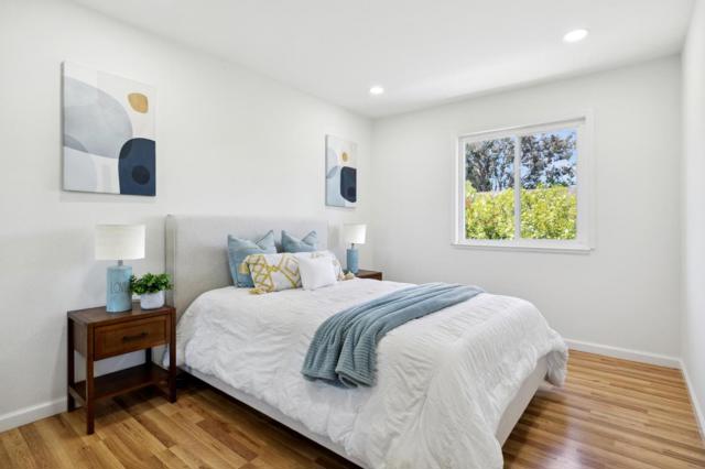 10892 Northfield Square, Cupertino CA: https://media.crmls.org/mediaz/aa523680-e52b-4188-b74b-88d1bc686f88.jpg