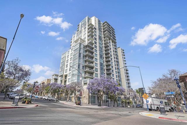 Detail Gallery Image 3 of 36 For 850 Beech St #1901,  San Diego,  CA 92101 - 2 Beds | 2 Baths