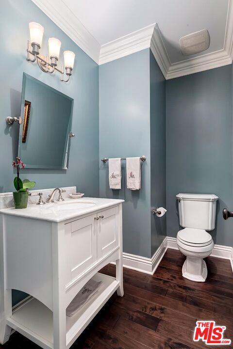 1026 ILIFF Street photo 7