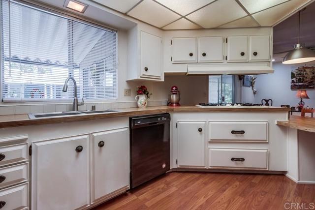 Detail Gallery Image 16 of 48 For 276 N El Camino Real #97,  Oceanside,  CA 92058 - 2 Beds | 2 Baths
