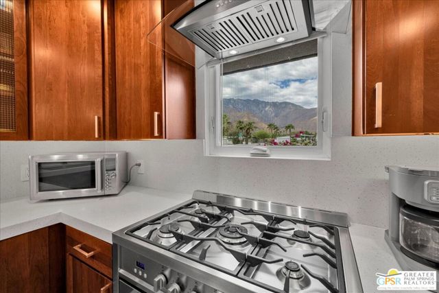 2664 N Aurora Drive, Palm Springs, CA 92262