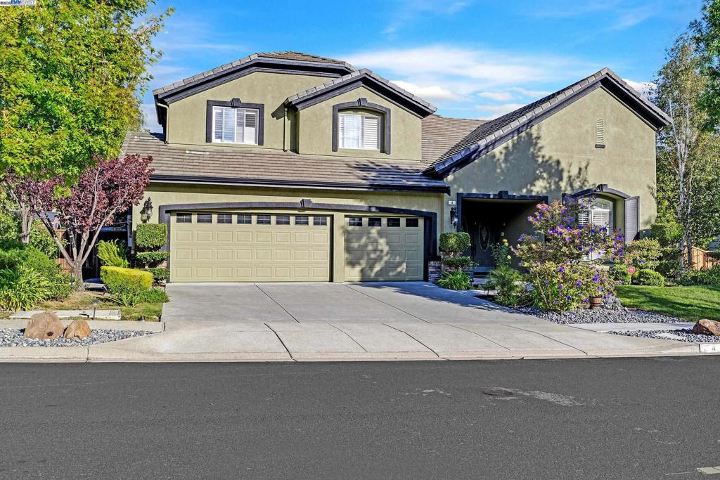 4 Henry Ranch Dr