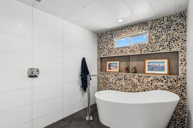 74279 Old Prospector Trail, Palm Desert CA: https://media.crmls.org/mediaz/aa553889-5063-4311-b535-c5d17486f3a1.jpg