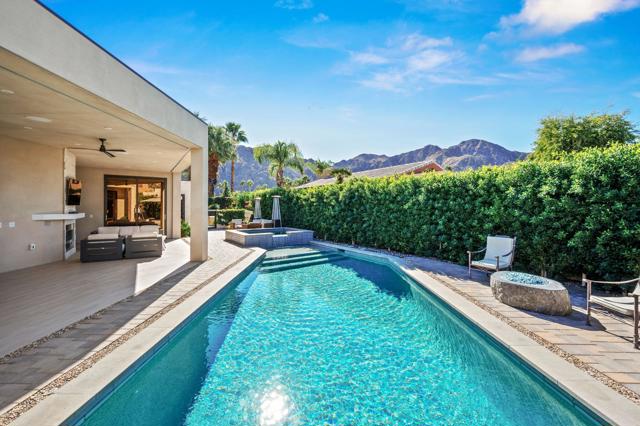 77300 Coyote Creek, Indian Wells CA: https://media.crmls.org/mediaz/aa555cde-0a35-4a8b-96fa-80c93fa2185a.jpg