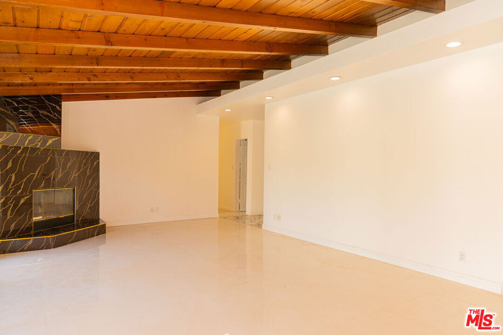 MLS #25624071 image #9