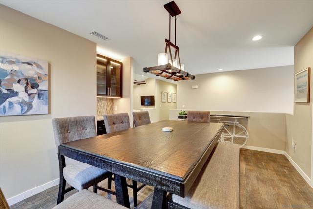 2002 Mendocino Blvd, San Diego CA: https://media.crmls.org/mediaz/aa563acc-f389-4d24-b735-ec0e8144209c.jpg