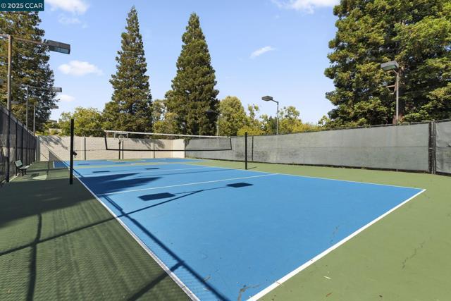 731 Lakemont Pl, San Ramon CA: https://media.crmls.org/mediaz/aa5677b1-b347-44dc-b5f6-ada2512c5b2b.jpg