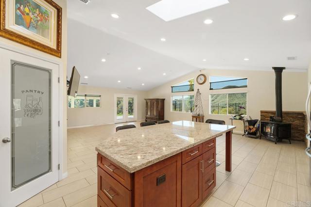 39255 De Luz Rd, Fallbrook CA: https://media.crmls.org/mediaz/aa56b4fa-c65a-48ba-af5a-980a044ff0fa.jpg