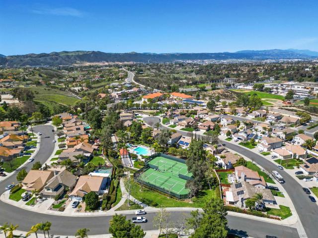 43072 Corte Tolosa, Temecula CA: https://media.crmls.org/mediaz/aa571aac-b852-4cff-9a0d-76e5f9669003.jpg
