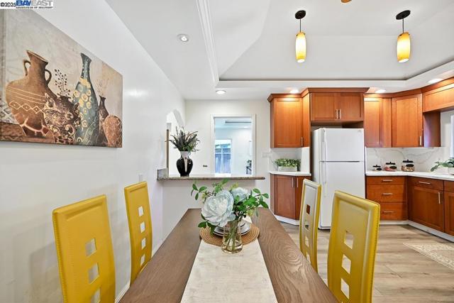 3419 Del Valle Cir, San Leandro CA: https://media.crmls.org/mediaz/aa578644-16d8-424f-a5a0-2751ad1074bc.jpg
