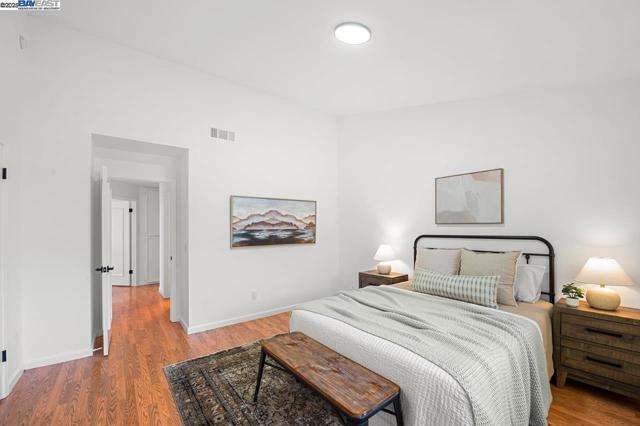 5917 Pine Vista Way, Elk Grove CA: https://media.crmls.org/mediaz/aa57b98e-2ce8-429c-8d2f-2f71c3b0e004.jpg