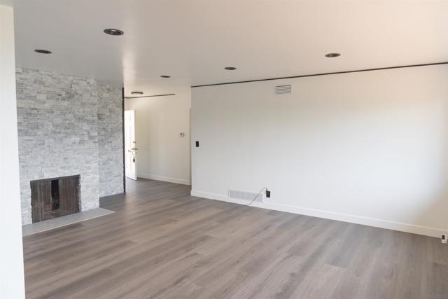 6517 Hillgrove, San Diego CA: https://media.crmls.org/mediaz/aa58695d-790b-4627-91ee-a51b03d4076e.jpg