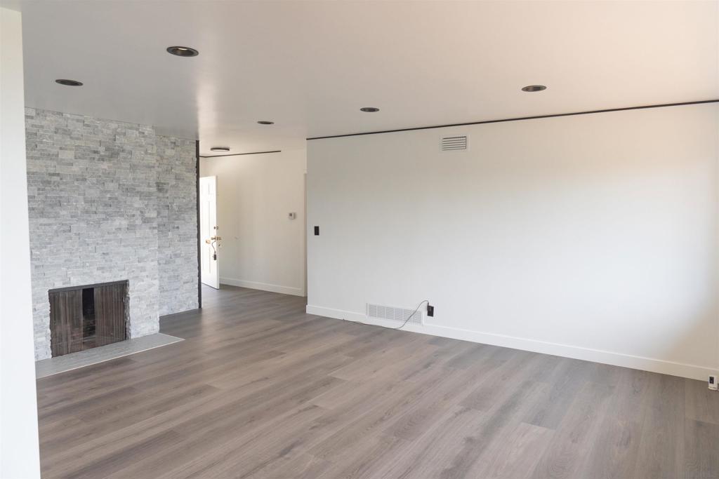 MLS #250035389SD image #10