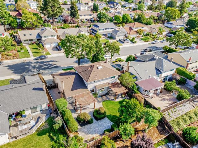 5186 Sunny Creek Drive, San Jose CA: https://media.crmls.org/mediaz/aa587ab2-4ddb-4e9d-b1e8-3d2c2e86584d.jpg