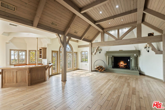 Drew Fenton | 1041 Somera Road Los Angeles CA | MLS: 7410994 Drew Fenton | 1041 Somera Road Los Angeles CA | MLS: 7410994