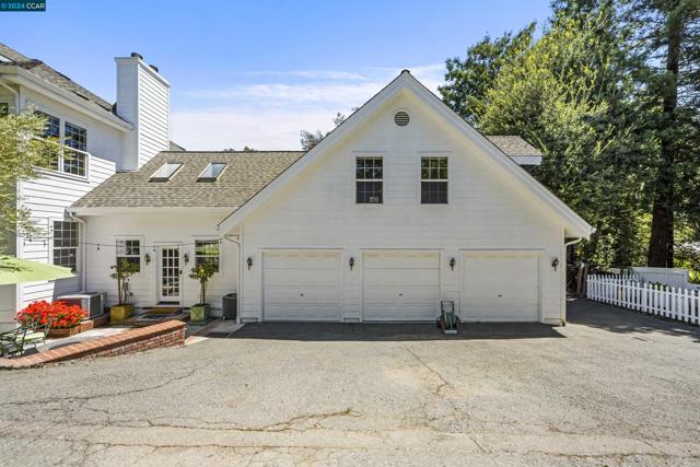 Image 47 of 60 For 177 Oak Road