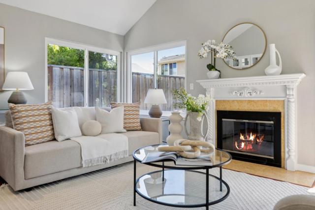 704 Prescott Lane, Foster City CA: https://media.crmls.org/mediaz/aa59a372-7b15-4aa7-8776-39958995901e.jpg