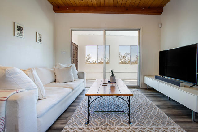 57349 Mesa Drive, Yucca Valley CA: https://media.crmls.org/mediaz/aa5a029c-d964-459b-8a23-0226351f4da4.jpg