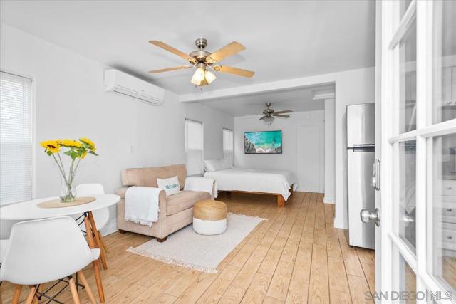 814 16 Pismo Ct., San Diego CA: https://media.crmls.org/mediaz/aa5a2e3b-1530-4cef-be2a-65de63c710a6.jpg