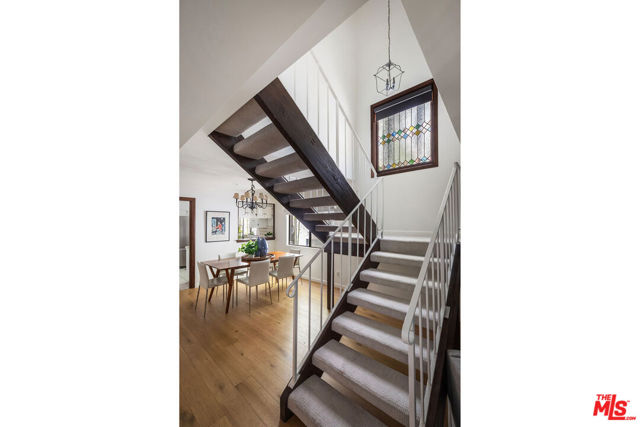 1916 Overland Avenue, Los Angeles CA: https://media.crmls.org/mediaz/aa5ac681-a1cf-47f3-b8a7-ff1696668d28.jpg