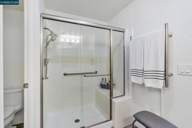 4467 Terra Granada Dr, Walnut Creek CA: https://media.crmls.org/mediaz/aa5b3ffd-cb29-4cc4-a65a-deffe83c0c76.jpg