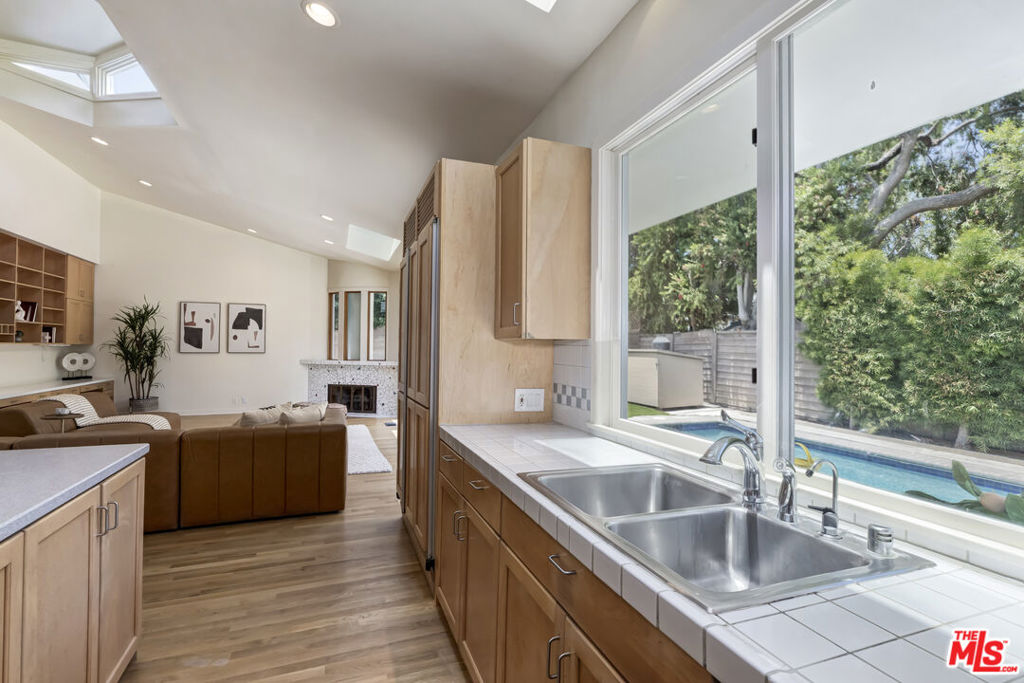 MLS #25553523 image #23