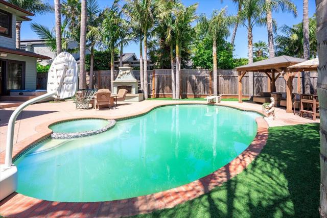 4150 Bye Way, Santa Cruz CA: https://media.crmls.org/mediaz/aa5cf6da-444d-4ebd-b173-df8049eb11dd.jpg